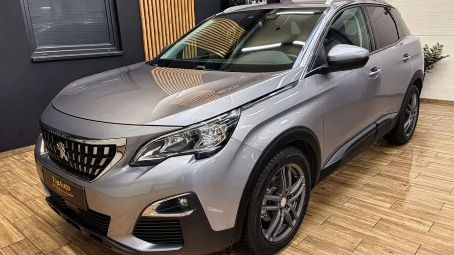 PEUGEOT 3008 -
