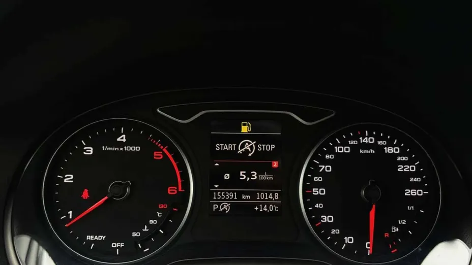 AUDI Q2 -