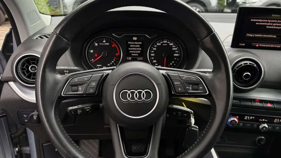 AUDI Q2 -