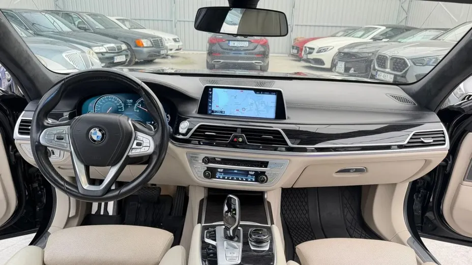 BMW Seria 7 -