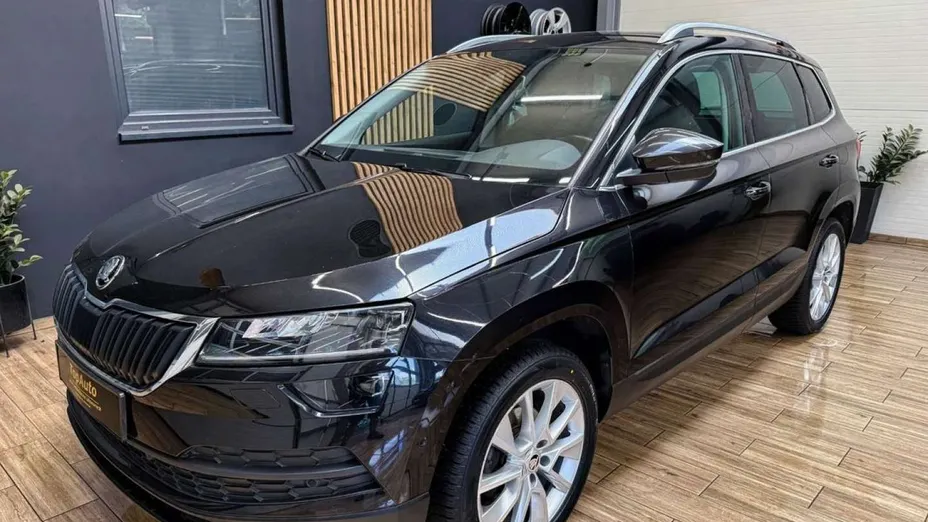 SKODA Karoq -