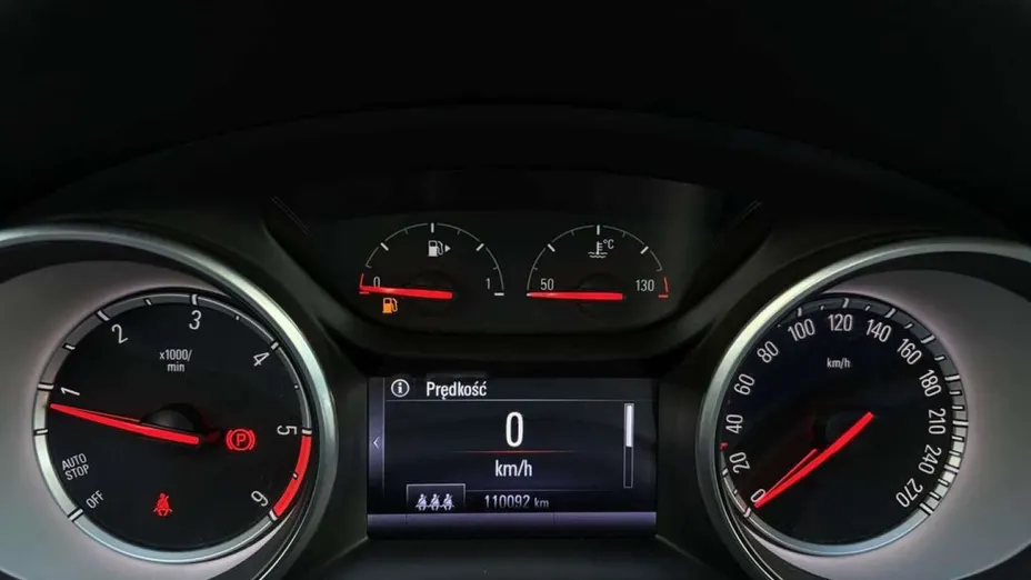 OPEL Insignia -