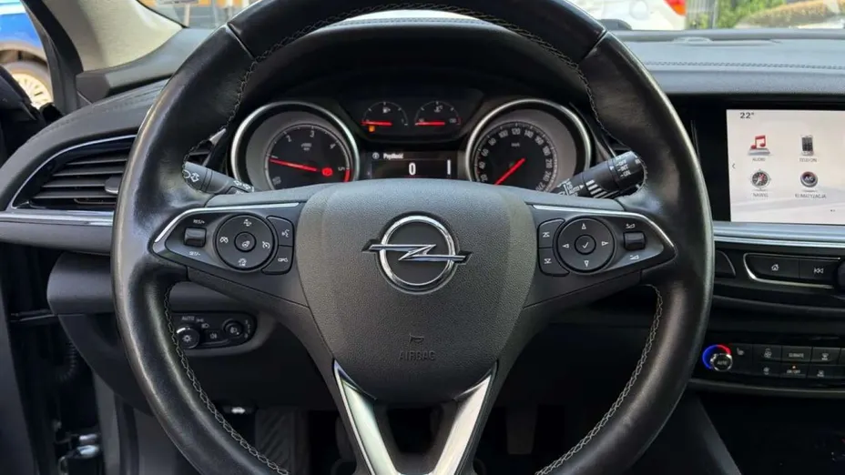OPEL Insignia -