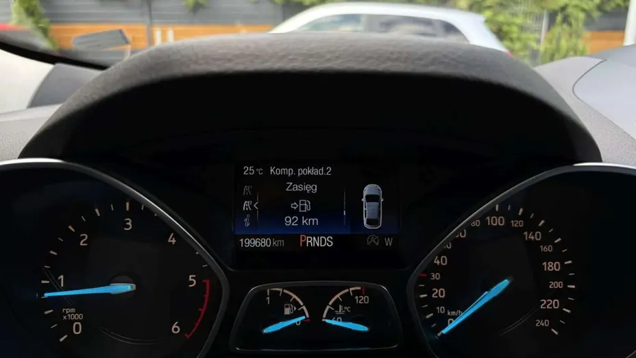 FORD Kuga -