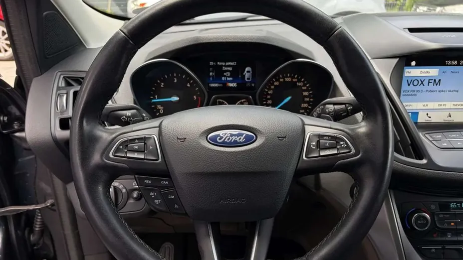 FORD Kuga -