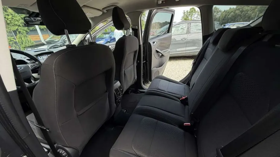 FORD Kuga -
