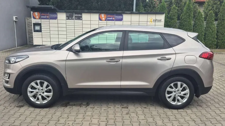 HYUNDAI Tucson -
