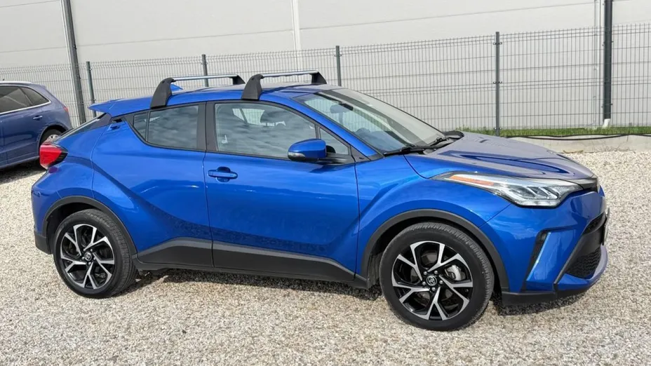 TOYOTA C-HR -