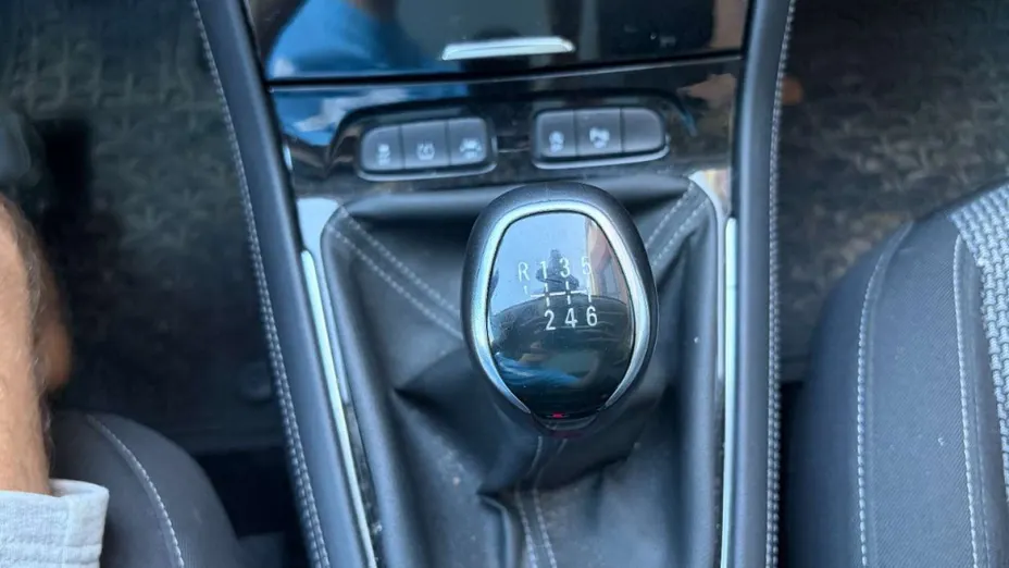 OPEL Grandland X -