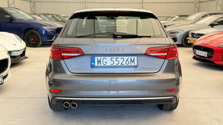 AUDI A3 Sportback -