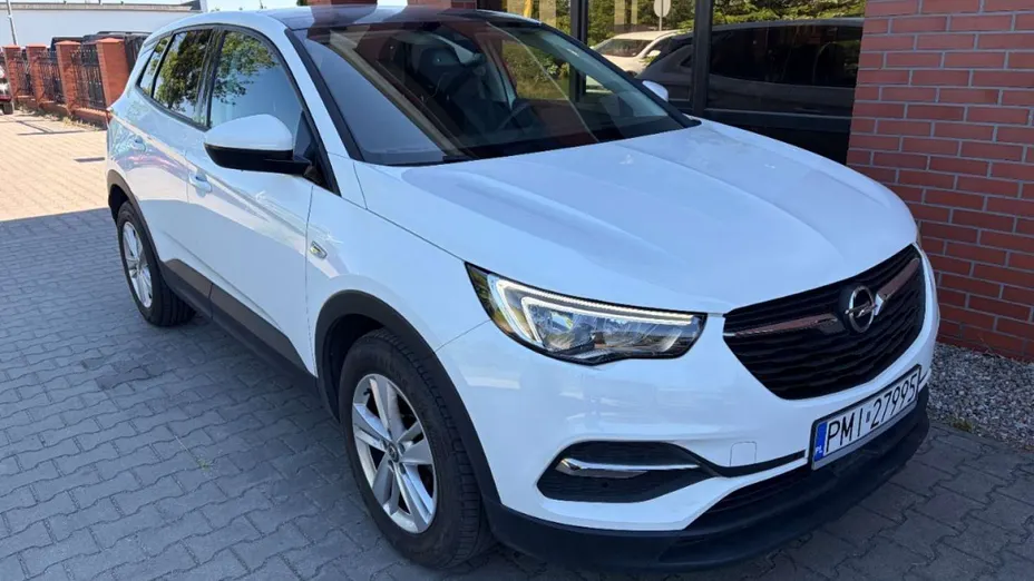 OPEL Grandland X -
