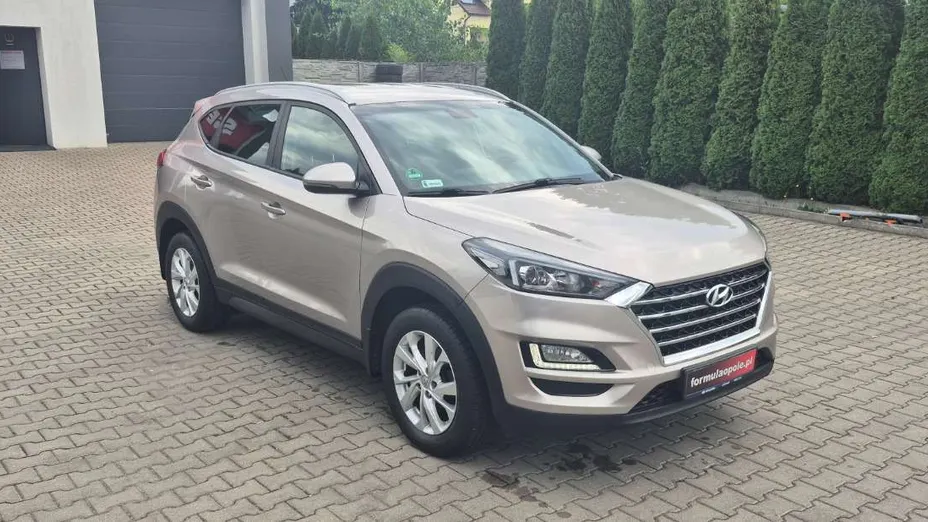 HYUNDAI Tucson -