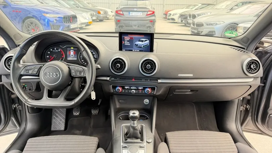 AUDI A3 Sportback -