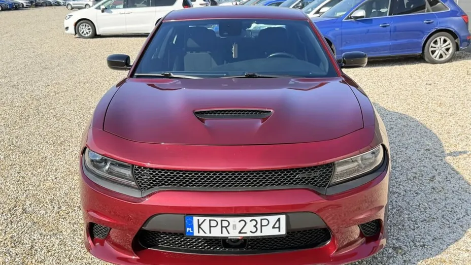 DODGE Charger -