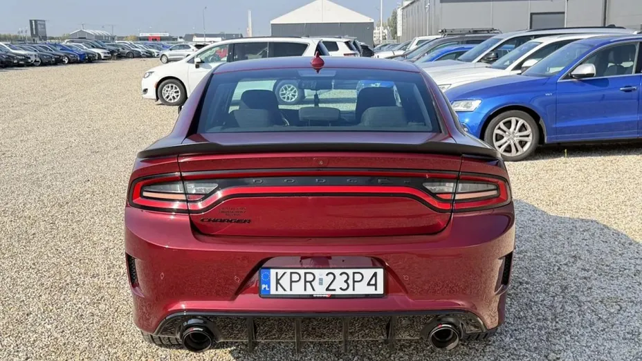 DODGE Charger -