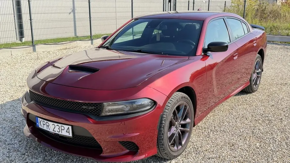 DODGE Charger -