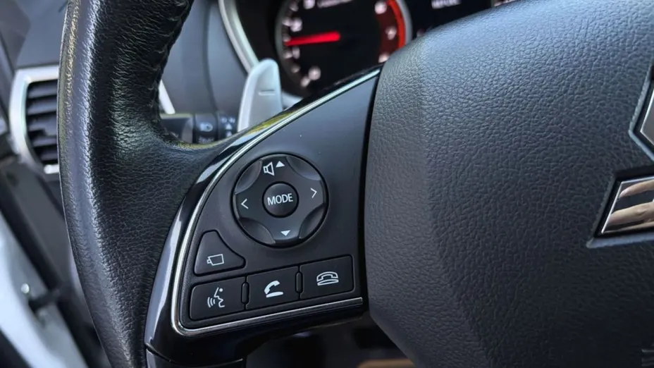 MITSUBISHI Eclipse Cross -