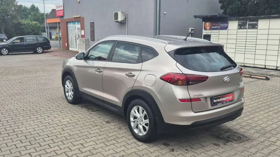 HYUNDAI Tucson -