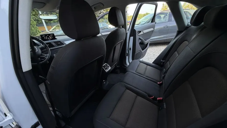 AUDI Q3 -