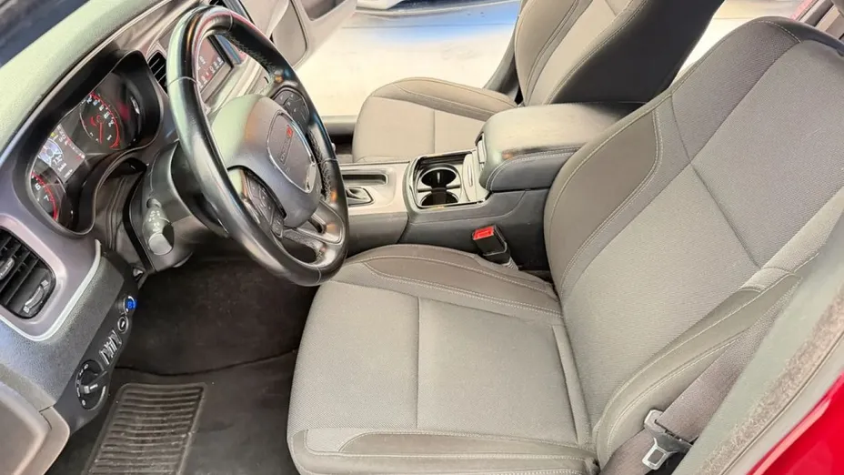 DODGE Charger -