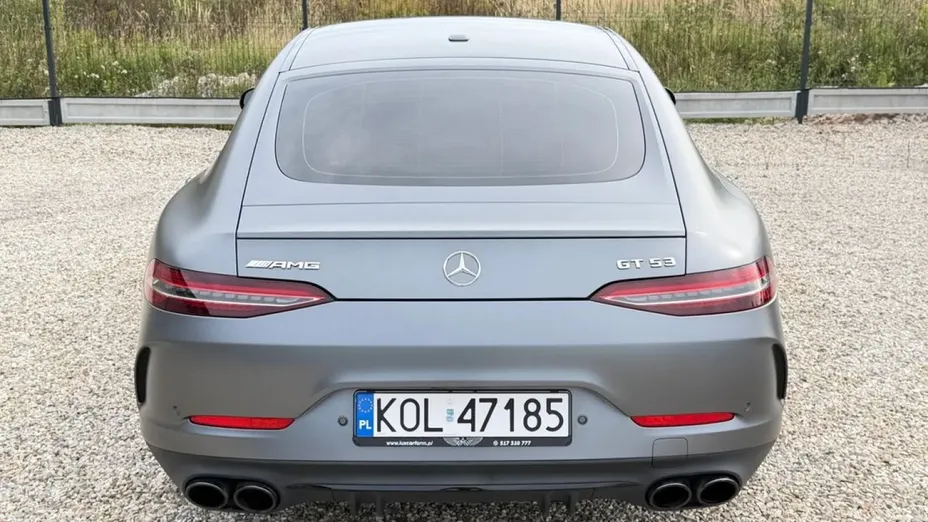 MERCEDES-BENZ AMG GT -