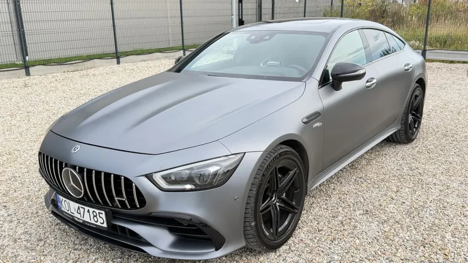 MERCEDES-BENZ AMG GT -