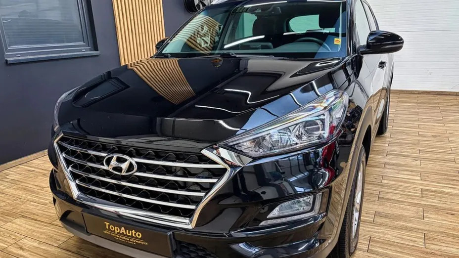 HYUNDAI Tucson -