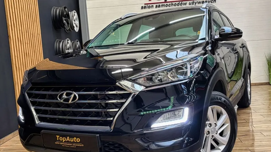 HYUNDAI Tucson -