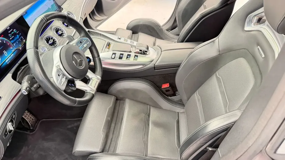 MERCEDES-BENZ AMG GT -