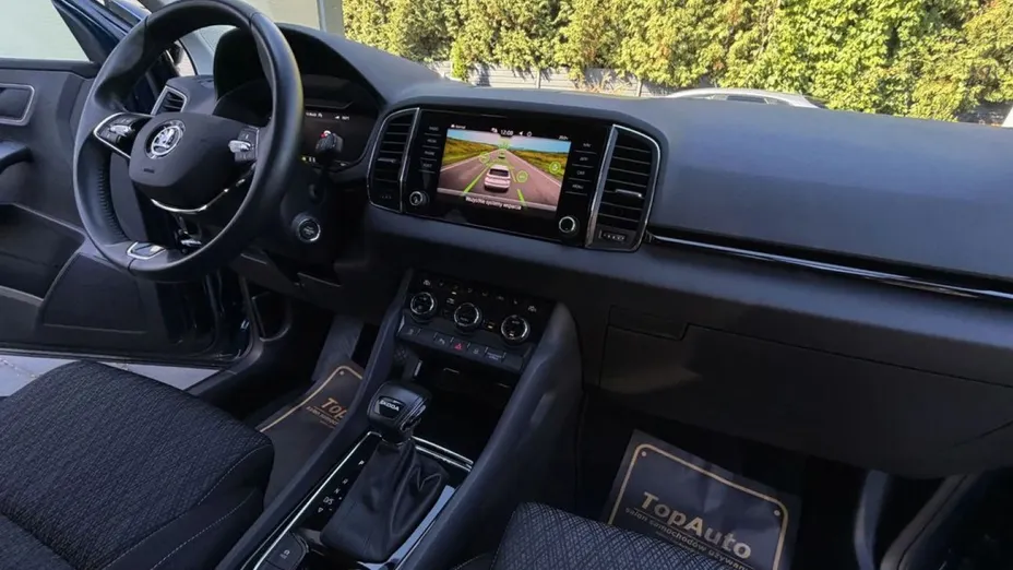 SKODA Karoq -