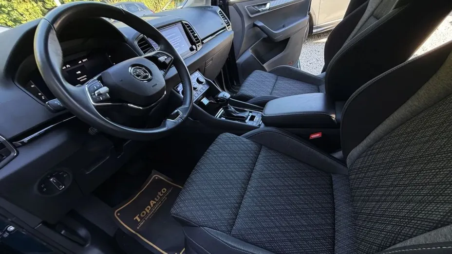 SKODA Karoq -