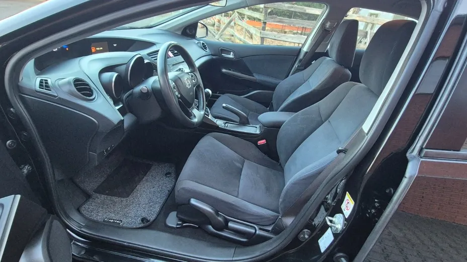HONDA Civic -