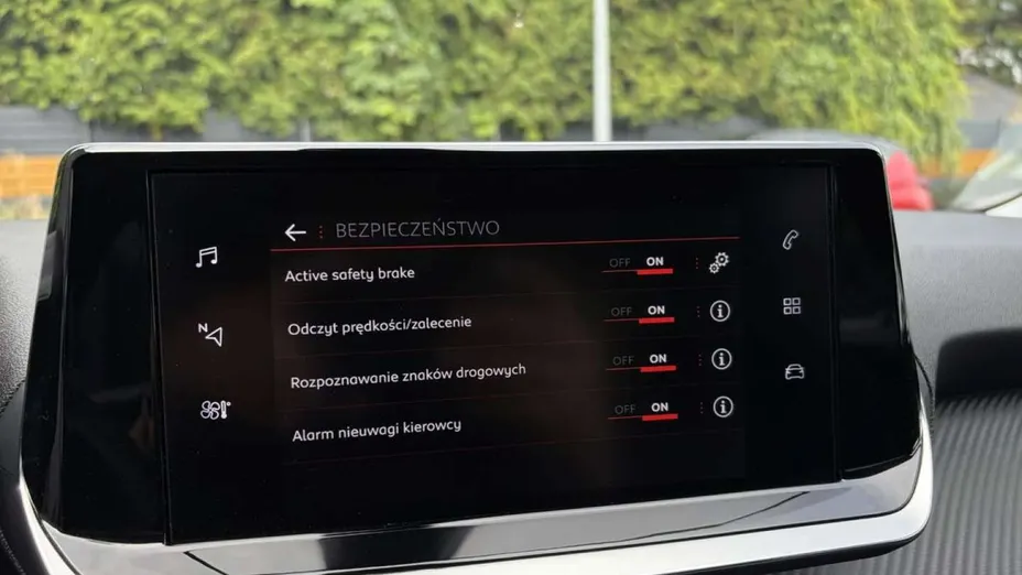 PEUGEOT 2008 -