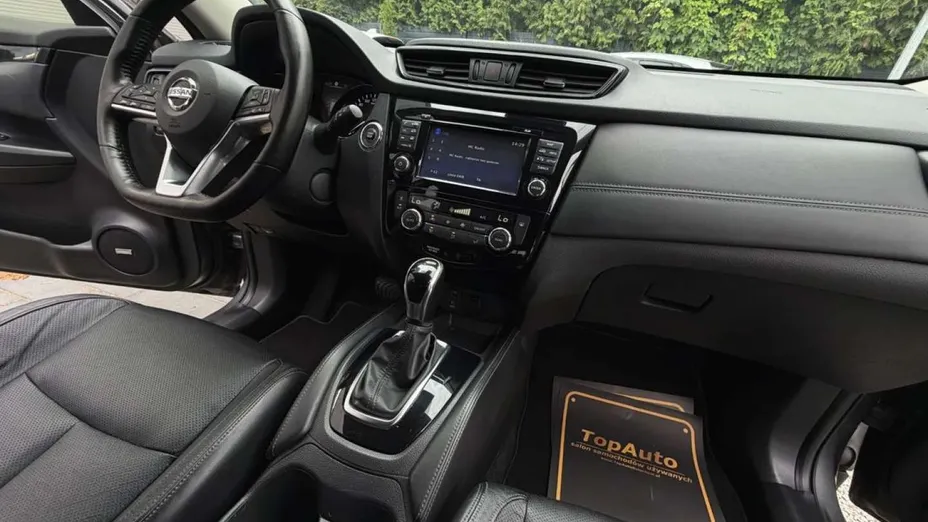 NISSAN X-Trail -