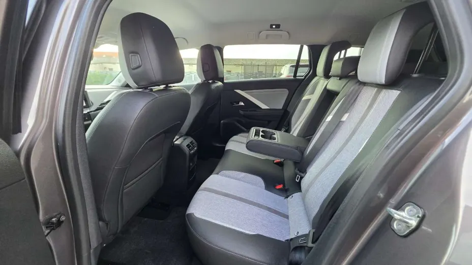 OPEL Astra -