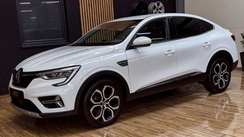 RENAULT Arkana -