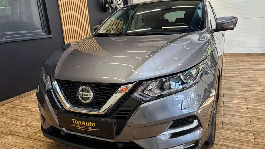 NISSAN Qashqai -