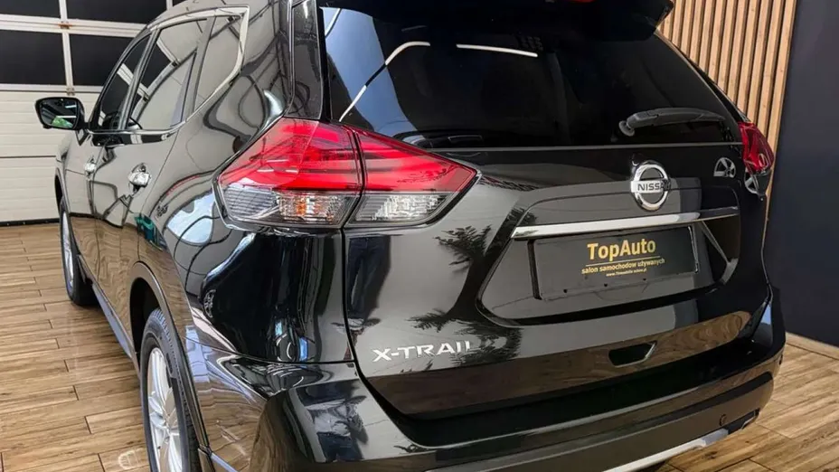 NISSAN X-Trail -