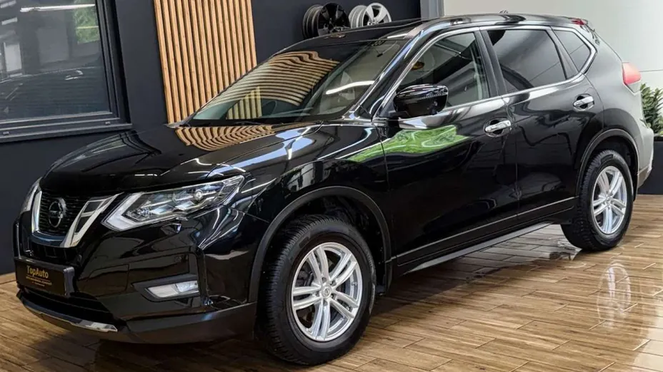 NISSAN X-Trail -