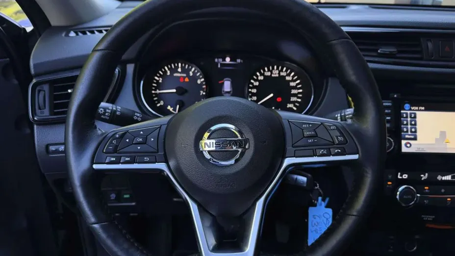 NISSAN X-Trail -