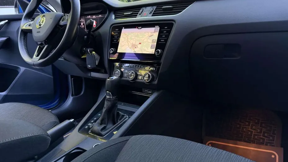 SKODA Octavia -