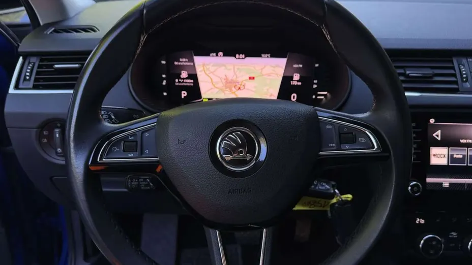 SKODA Octavia -