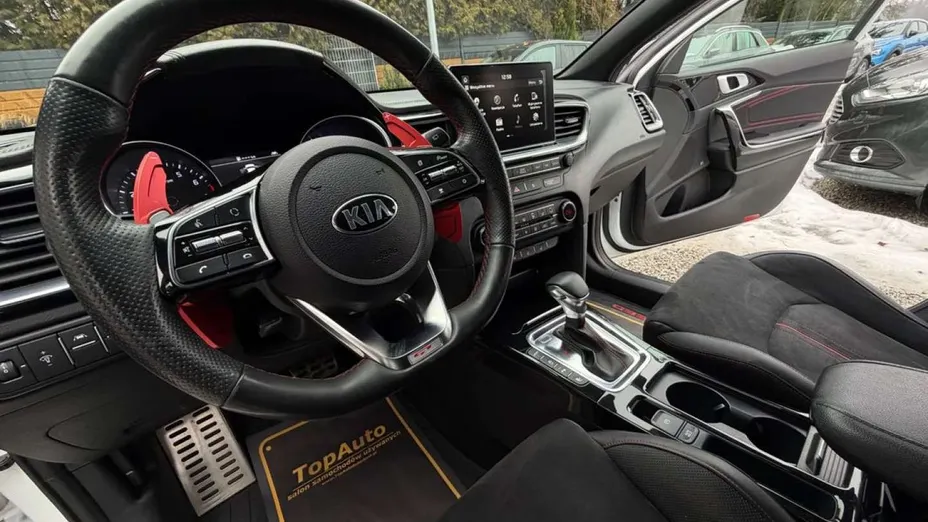 KIA ProCeed -