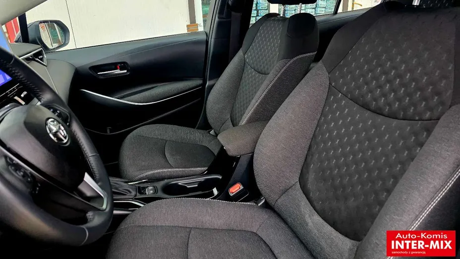 TOYOTA Corolla -