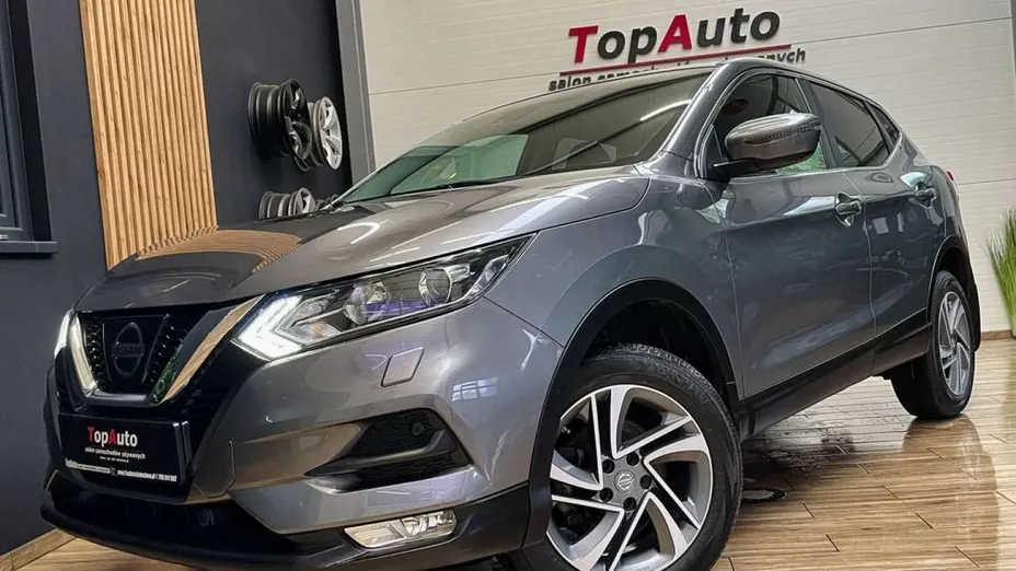 NISSAN Qashqai -