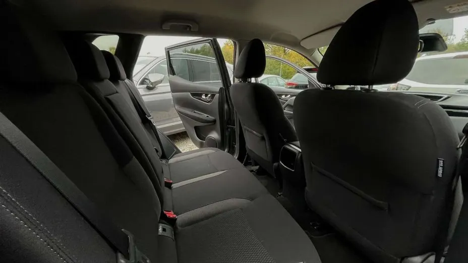 NISSAN Qashqai -