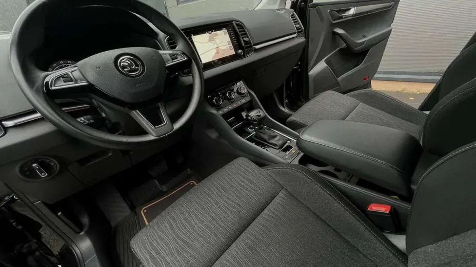 SKODA Karoq -