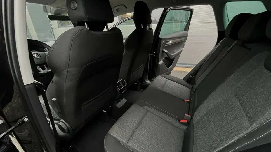 SKODA Karoq -