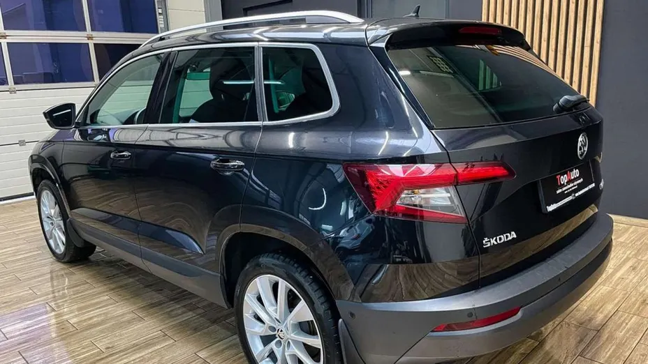 SKODA Karoq -