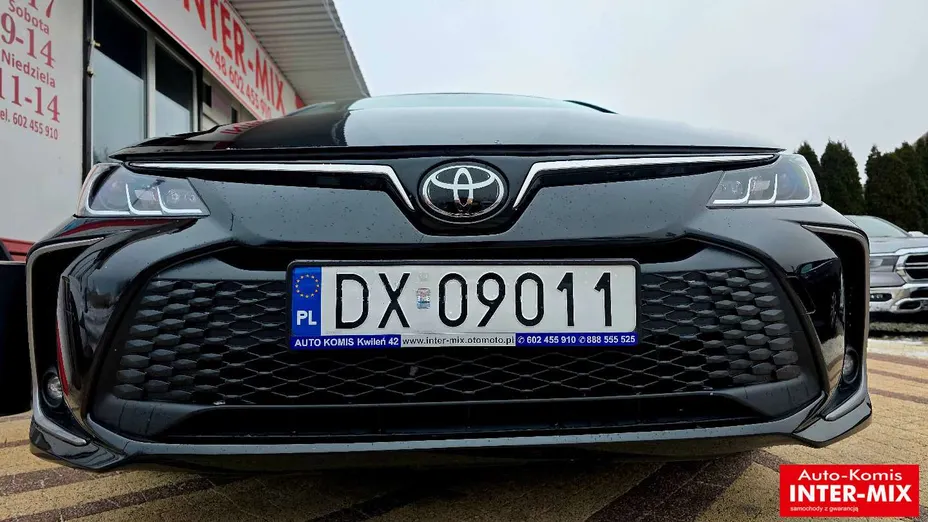 TOYOTA Corolla -